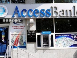 “AccessBank”ın fırıldaqçılığı: vətəndaşlar xəbərləri olmadan 70 min dollarlıq kreditə zamin göstəriliblər