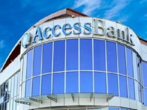 “Access Bank” yığılmış zərərindən canını qutara bilmir