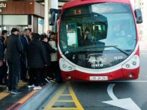 Metro bağlandı, avtobuslarda vəziyyət necədir? – Fotosessiya