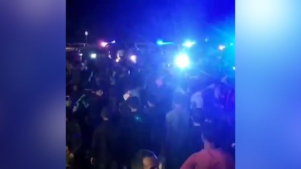 SON DƏQİQƏ:Dağıstan polisi sərhəddə toplaşan azərbaycanlılara atəş açdı – VİDEO