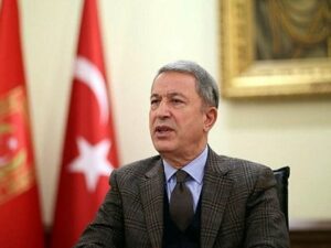 Hulusi Akar Azərbaycana gəlir