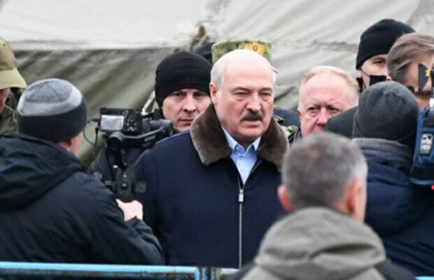 Lukaşenko Polşa ilə sərhədə getdi – FOTOLAR