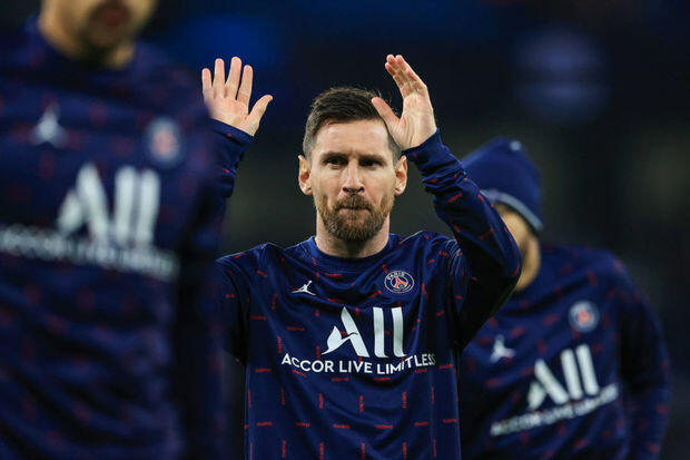 SON DƏQİQƏ: Lionel Messi PSJ-dən ayrıldı