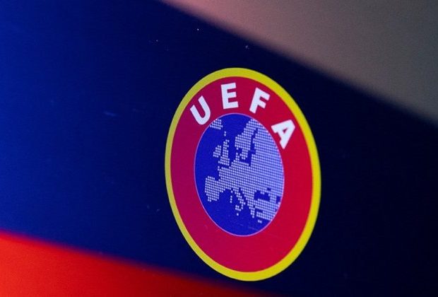 UEFA Putinlə bağlı şüarlar səsləndirən “Fənərbağça” haqda qərar verdi