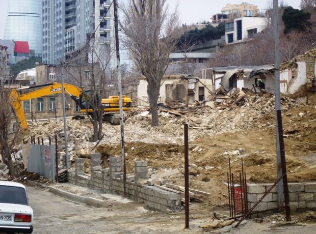 DİQQƏT! Bakının bu rayonunda 19 bina SÖKÜLƏCƏK – FOTO