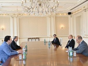İlham Əliyev Beynəlxalq Şahmat Federasiyasının Prezidentini qəbul etdi
