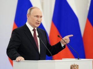Putin: Ukrayna Qərbin əlində “Rusiyaya qarşı qoç”a çevrilib