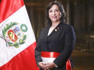 Perunun vitse-prezidenti dövlət başçısı kimi and içdi