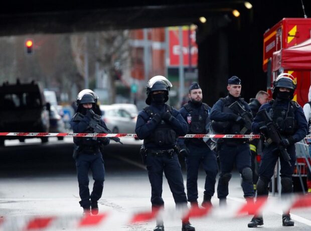 Fransada kafedə atışma olub, 1 nəfər ölüb, 3 nəfər yaralanıb