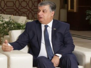 Deputat: “Azərbaycanda bank faizləri soyğunçu xarakter daşıyır”