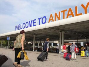 Antalya hava limanında sərnişin sayında rekord qırıldı