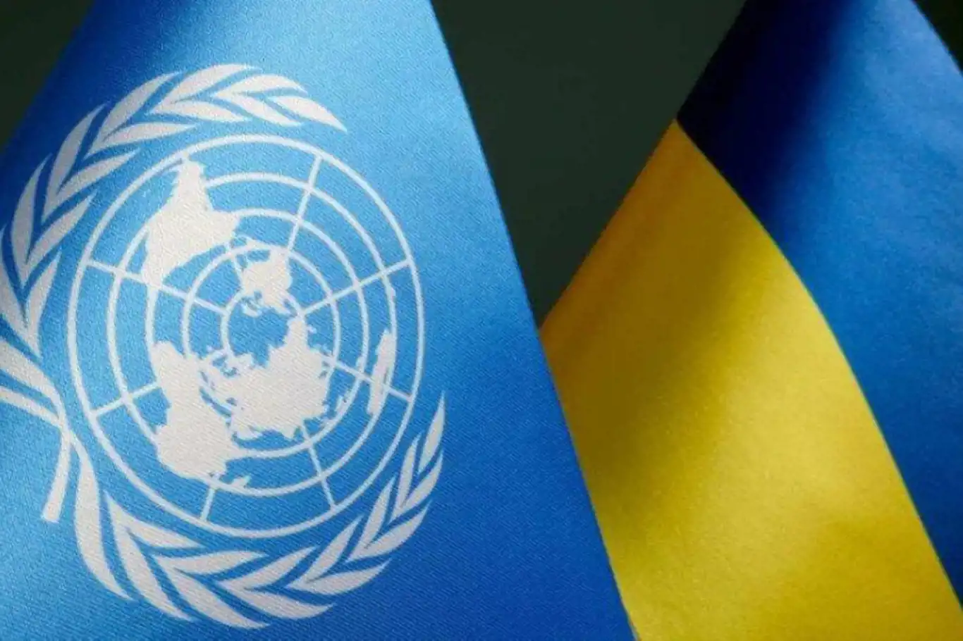 Украина оон сегодня. ООН. ООН Украина. Флаг ООН. ООН Россия Украина.