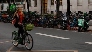 Parisdə elektrikli skuter referendumu!