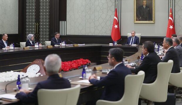 Türkiyədə Nazirlər Kabinetinin iclası başa çatıb