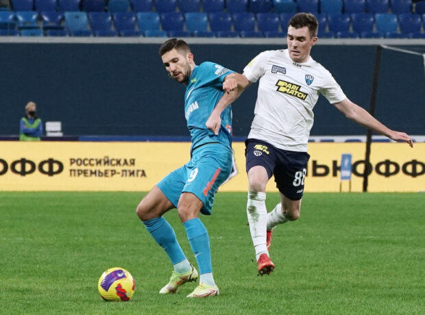 “Zenit”in futbolçusu yayda klubdan ayrılmamasının səbəbini açıqlayıb