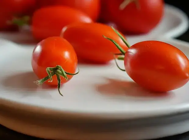 Pomidor soyuducuda nə itirir?
