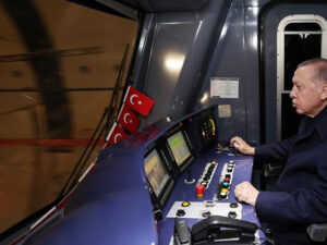 İstanbulda yeni metro xətti istifadəyə verildi