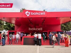 “Bakcell”in stendi Formula 1 azarkeşlərinin diqqət mərkəzində – Fotolar