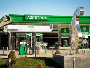 Gömrük Komitəsi və “Azpetrol” arasında çəkişmə davam edir