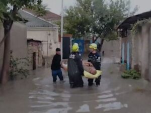 Yağış Bakı və Abşeronda fəsadlar yaratdı, FHN qüvvələri hərəkətə keçdi