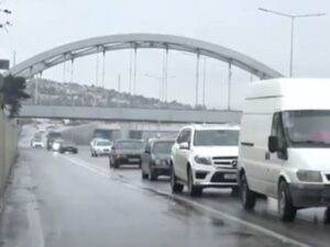 Bakıda bəzi yollarda hərəkət yenidən təşkil ediləcək, solda əks istiqamətli xüsusi hərəkət zolağı salınacaq