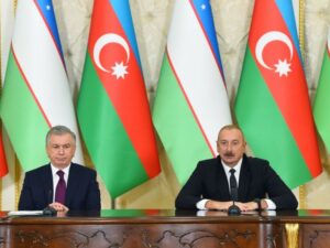 Şavkat Mirziyoyev Prezident İlham Əliyevə zəng etdi