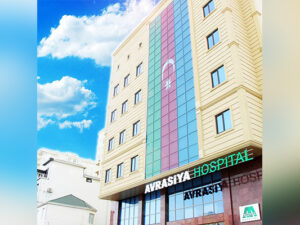 “Avrasiya Hospital”da lift qırıldı – Xəsarət alan var